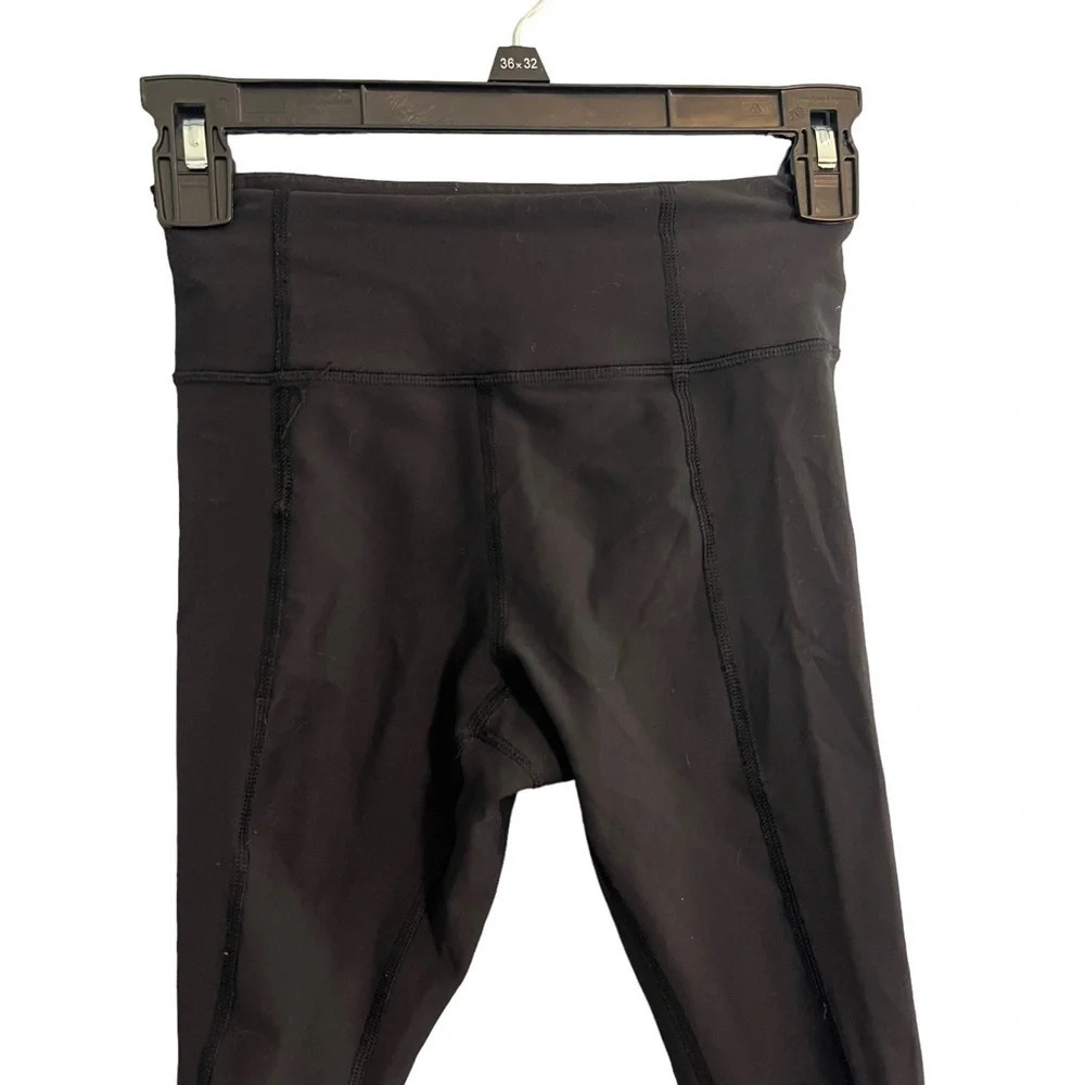 Lululemon Black Cropped Training Leggings - Picture 3 of 8